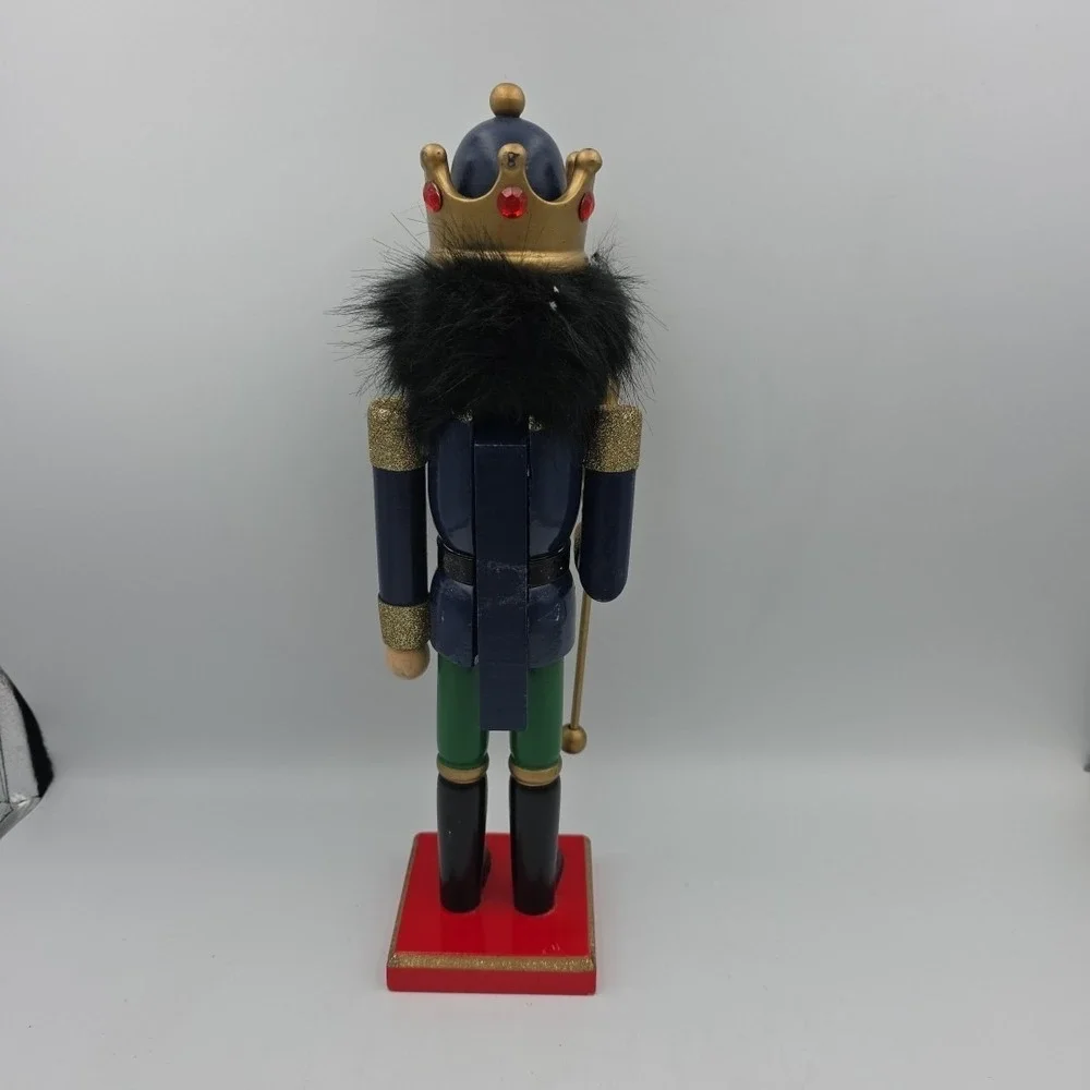 Clever Creations American Red Soldier 14 Inch Traditional Wooden Nutcracker
